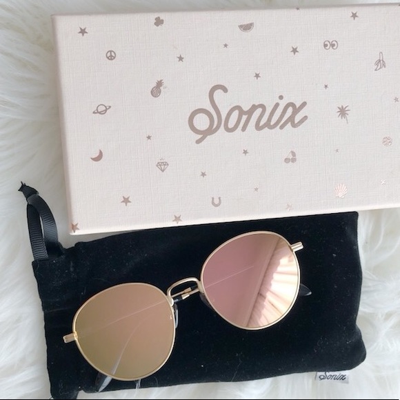 Sonix Accessories - Sonix round Sunnies
